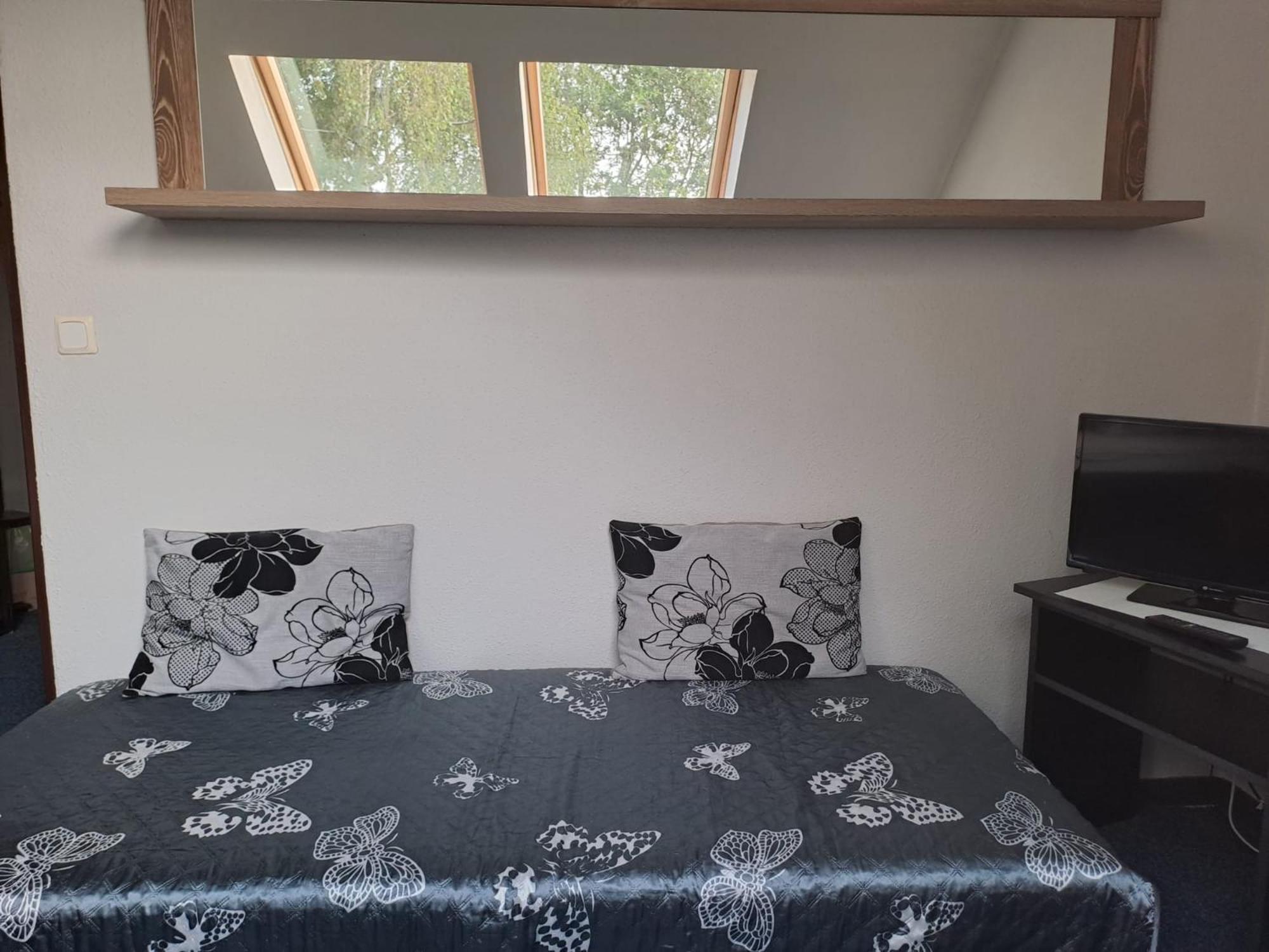 Hotel Kamenny Vrch Chomutov Dış mekan fotoğraf