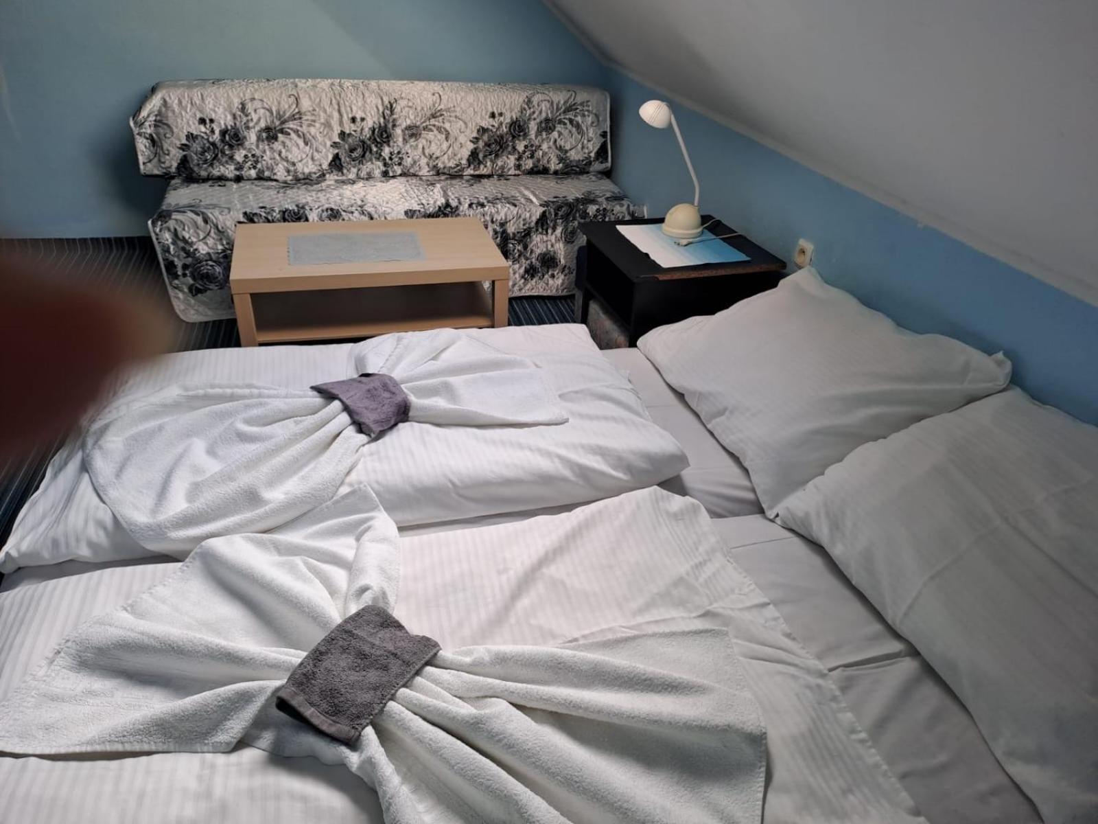 Hotel Kamenny Vrch Chomutov Dış mekan fotoğraf