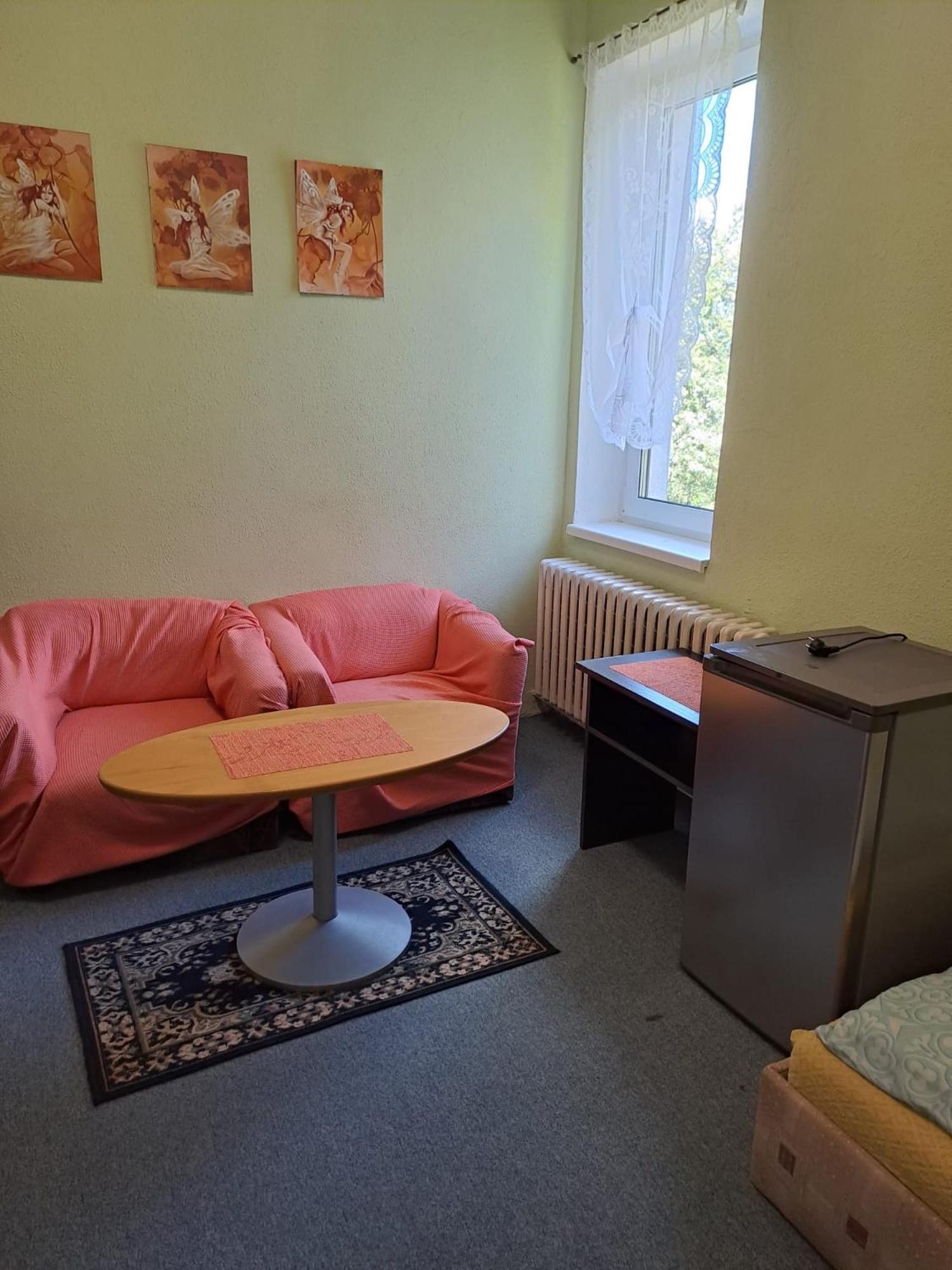 Hotel Kamenny Vrch Chomutov Dış mekan fotoğraf