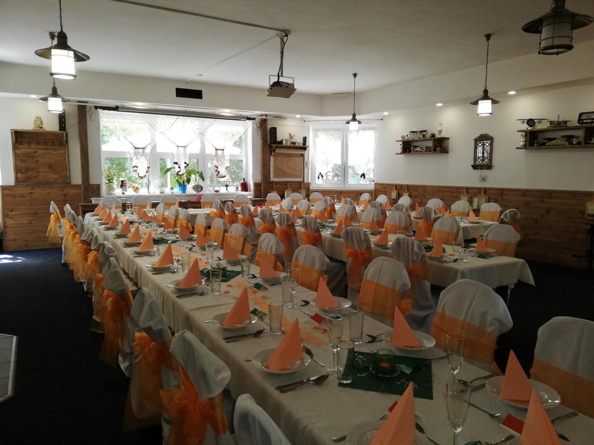 Hotel Kamenny Vrch Chomutov Dış mekan fotoğraf